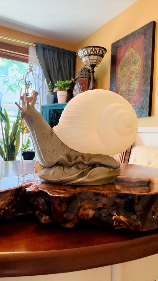 Snail Lamp